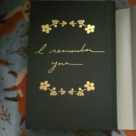 The Invisible Life of Addie LaRue Special Edition Book - Picture 4 of 7